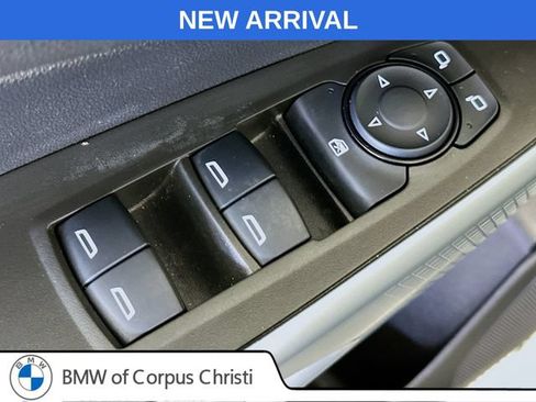 Used 2025 Chevrolet Trax LS w/ LS Convenience Package FWD image 19