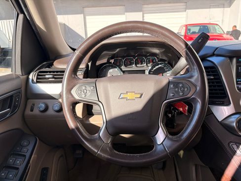 Used 2018 Chevrolet Tahoe LT image 19
