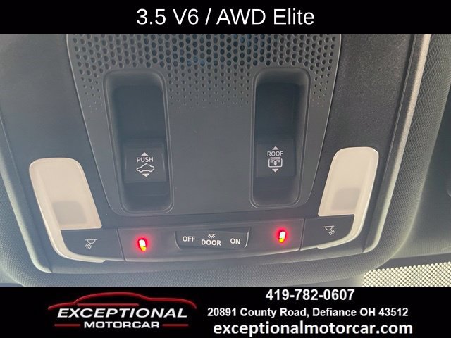 Used 2024 Honda Pilot Elite image 45