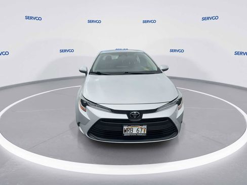 Used 2023 Toyota Corolla LE image 2