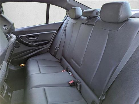 Used 2017 BMW 330i Sedan image 17