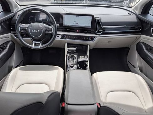 Certified 2025 Kia Sportage EX FWD image 15