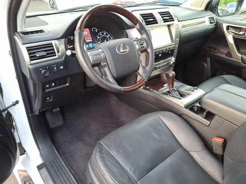 Used 2019 Lexus GX 460 Premium AWD/4WD image 11