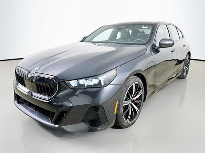 New 2026 BMW 550e xDrive w/ Executive Package