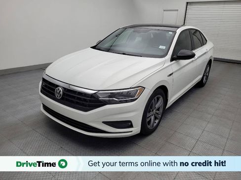 Used 2021 Volkswagen Jetta R-Line w/ R-Line Cold Weather Package FWD image 1