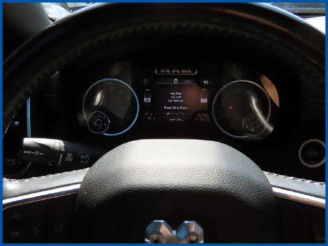 Used 2023 RAM 1500 Laramie AWD/4WD image 15