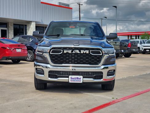 New 2026 RAM 1500 4x4 Crew Cab image 6