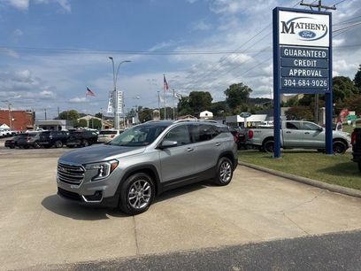 Used 2024 GMC Terrain SLT