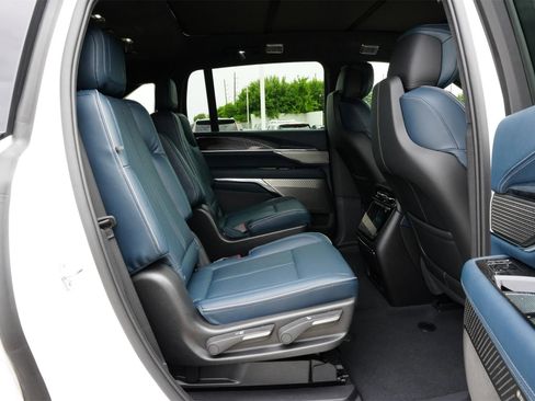 New 2025 Cadillac Escalade IQ Sport 2 image 23