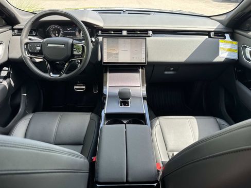 New 2026 Land Rover Range Rover Velar Dynamic SE AWD/4WD image 16