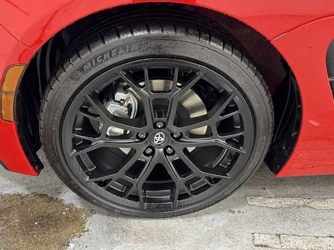 New 2025 Toyota GR86 Premium image 10