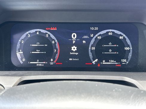 Used 2025 Toyota Tacoma TRD Sport AWD/4WD image 32
