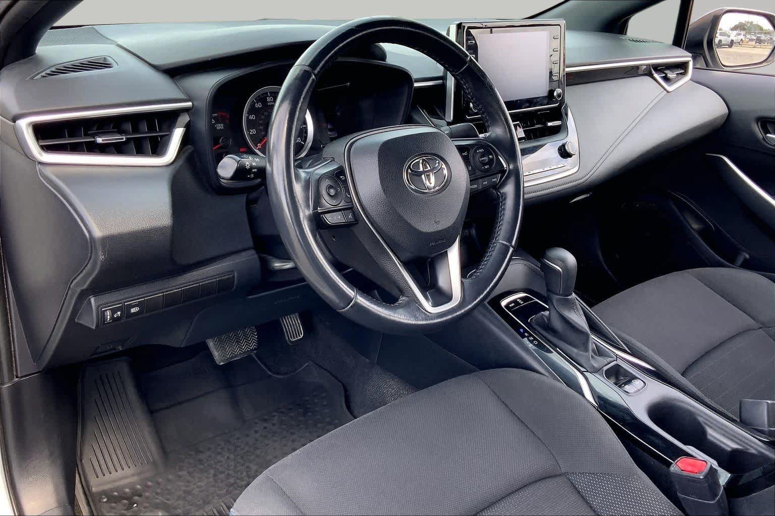 Used 2020 Toyota Corolla SE FWD image 17