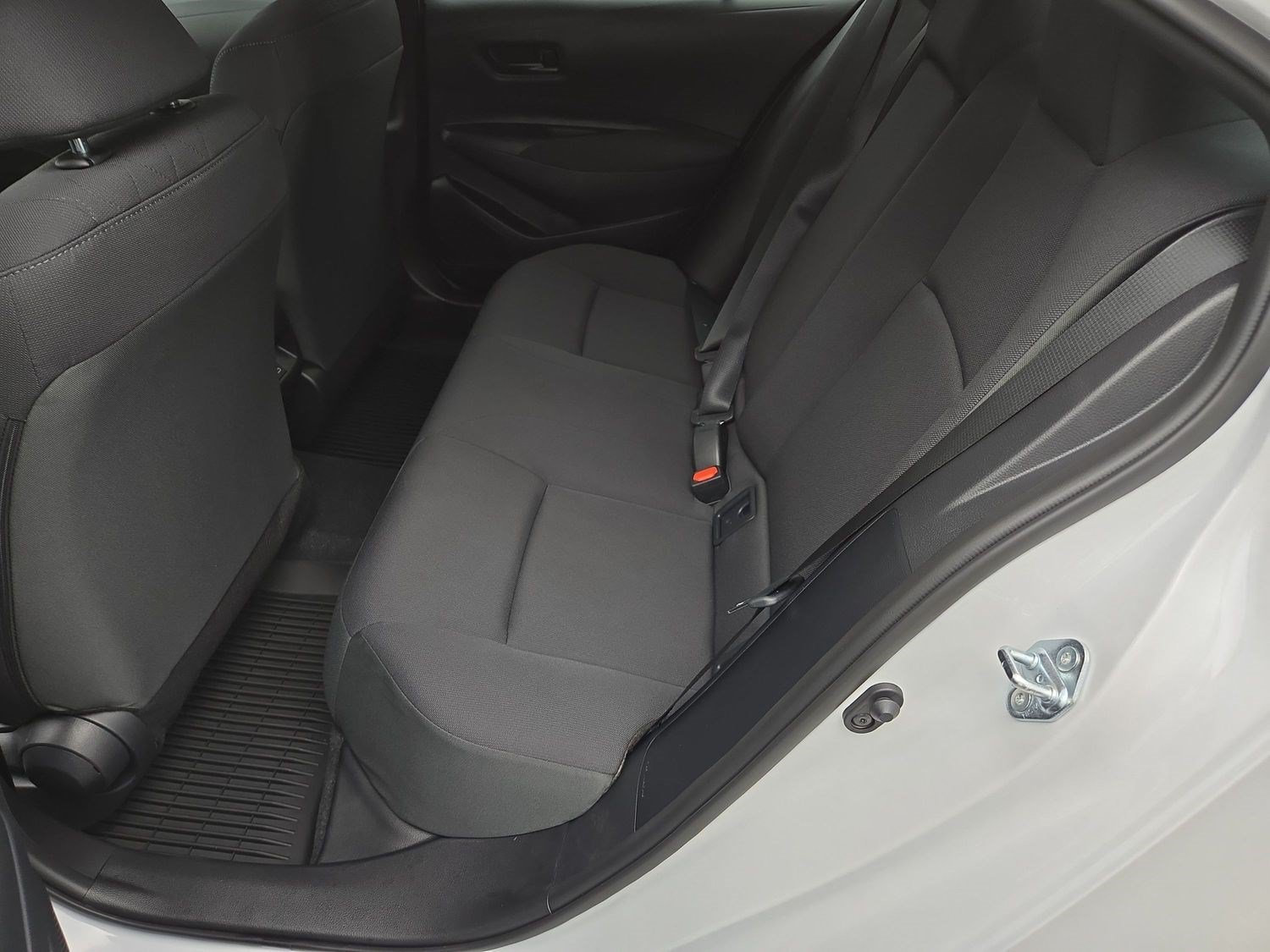 New 2027 Toyota Corolla LE FWD image 18