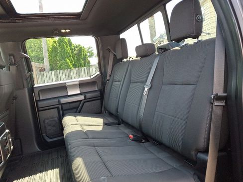 Used 2015 Ford F150 XLT w/ Equipment Group 302A Luxury AWD/4WD image 10