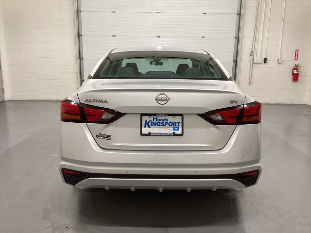 Used 2024 Nissan Altima 2.5 SV FWD image 6