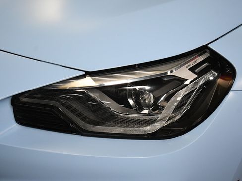 Used 2023 BMW M2 w/ Lighting Package RWD image 57