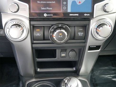 Certified 2024 Toyota 4Runner SR5 Premium image 19