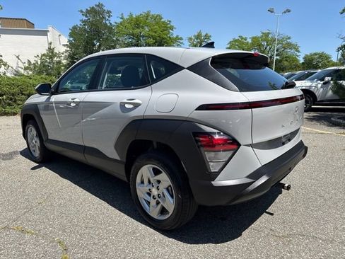 Used 2025 Hyundai Kona SE AWD/4WD image 18