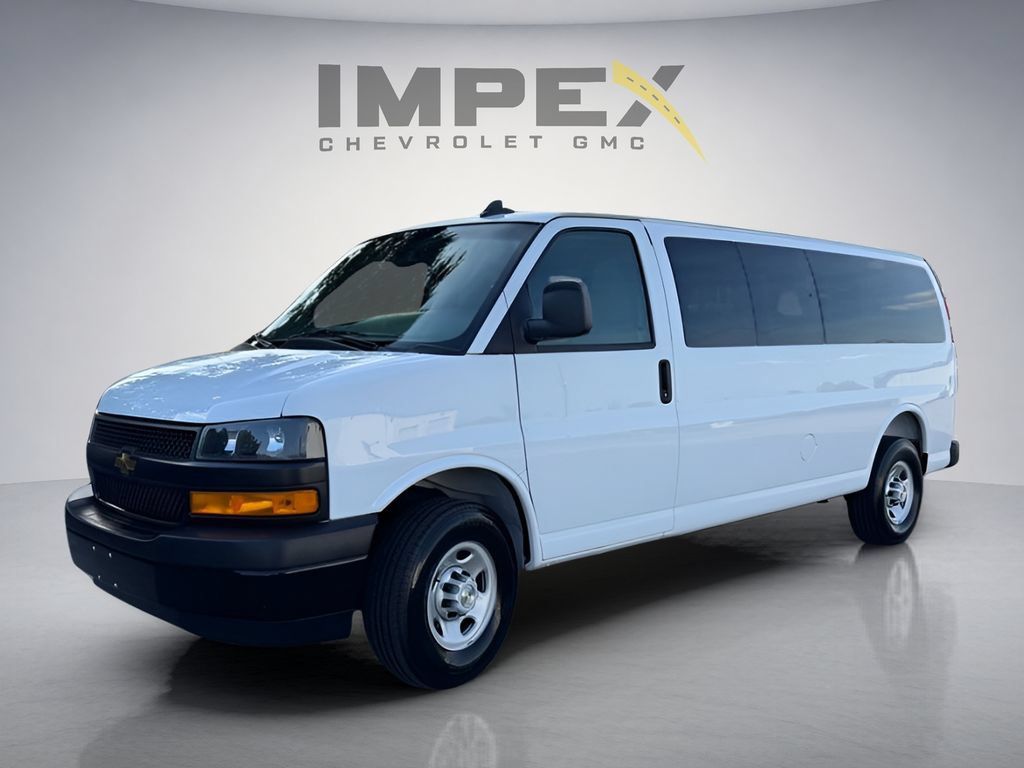 Used 2021 Chevrolet Express 2500 w/ Driver Convenience Package RWD image 1