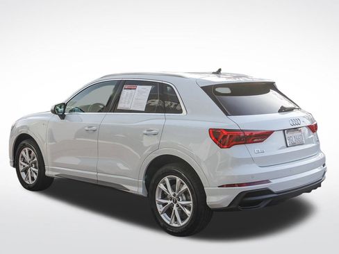 Used 2023 Audi Q3 2.0T Premium w/ Convenience Package image 7