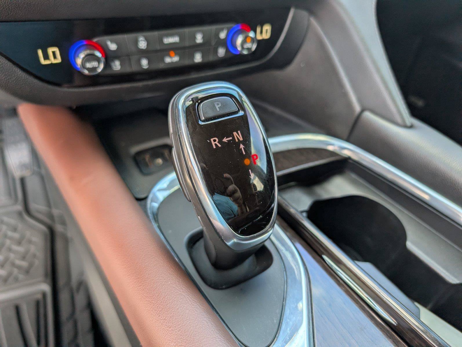 Used 2018 Buick Enclave Avenir w/ Avenir Technology Package FWD image 20