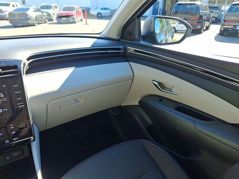 Certified 2024 Hyundai Tucson SEL image 11