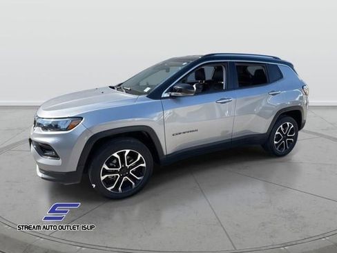 Used 2022 Jeep Compass Limited image 8