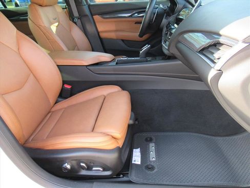 Used 2024 Cadillac CT5 V w/ Platinum Package image 10