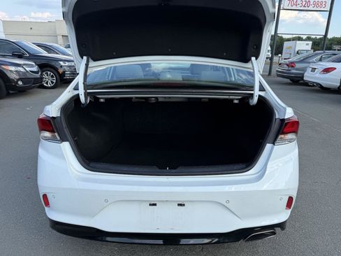 Used 2018 Hyundai Sonata Limited w/ Limited Ultimate Package 03 FWD image 11