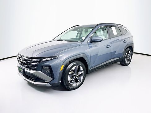 Used 2025 Hyundai Tucson SEL FWD image 3