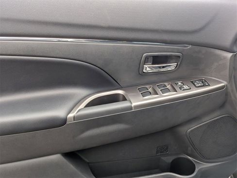 New 2025 Mitsubishi Outlander Sport SE image 15