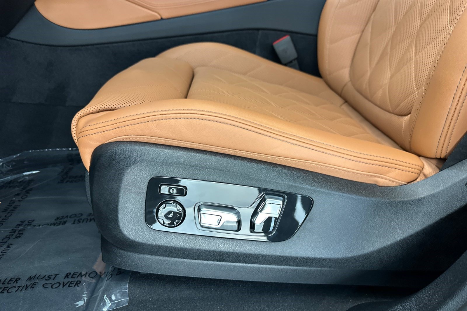 Used 2027 BMW X6 xDrive40i w/ Executive Package AWD/4WD image 14
