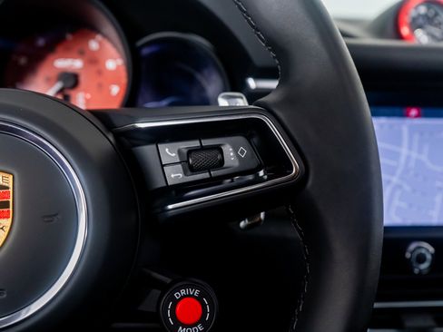 Used 2024 Porsche Macan GTS image 45