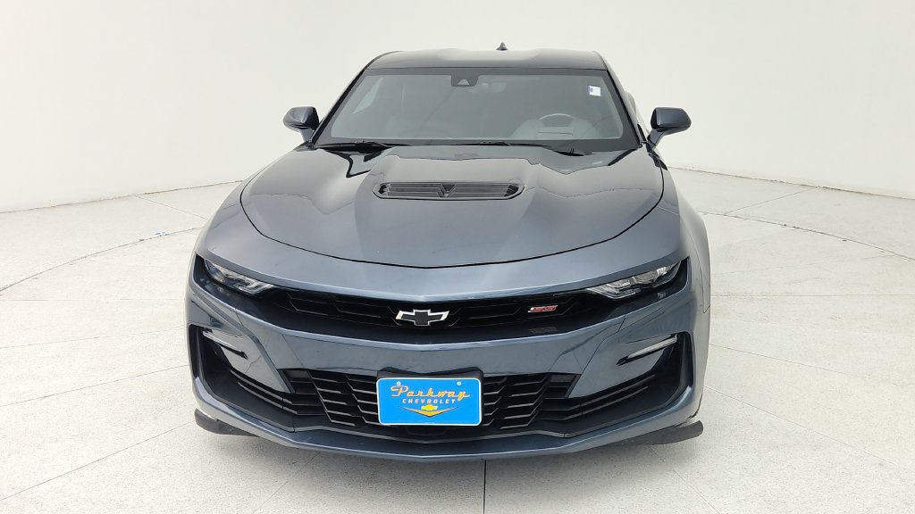 Used 2021 Chevrolet Camaro SS RWD image 2