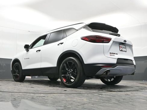 Used 2023 Chevrolet Blazer LT AWD/4WD image 53