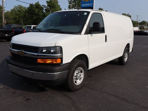 New 2025 Chevrolet Express 2500 w/ Driver Convenience Package image 21