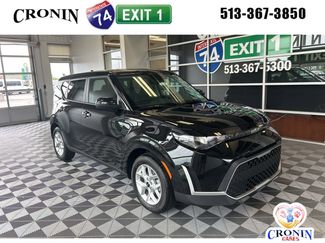 New 2025 Kia Soul S image 1