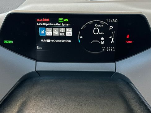 New 2026 Toyota Prius Plug-In Hybrid FWD image 26