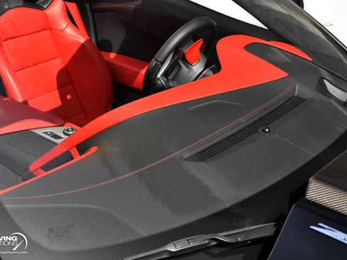 Used 2019 Chevrolet Corvette ZR1 RWD image 15