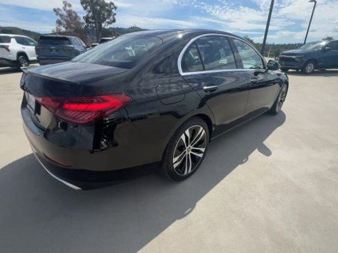 Used 2022 Mercedes-Benz C 300 Sedan image 8