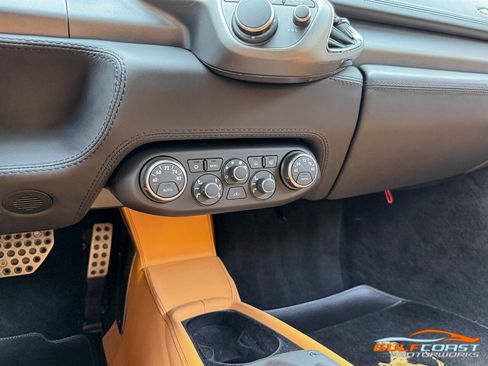 Used 2011 Ferrari 458 Italia Coupe RWD image 16