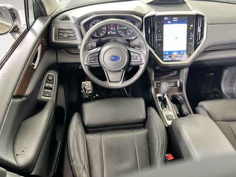 Used 2023 Subaru Ascent Touring AWD/4WD image 22