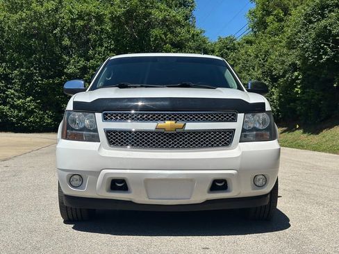 Used 2014 Chevrolet Tahoe LTZ AWD/4WD image 5