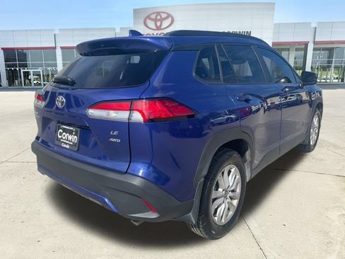 Certified 2023 Toyota Corolla Cross LE w/ Moonroof Package AWD/4WD image 5