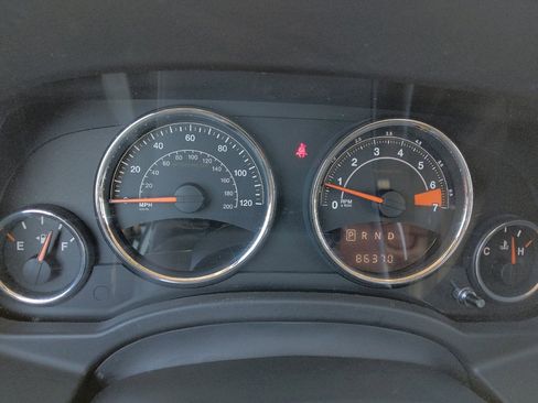 Used 2017 Jeep Compass High Altitude image 23