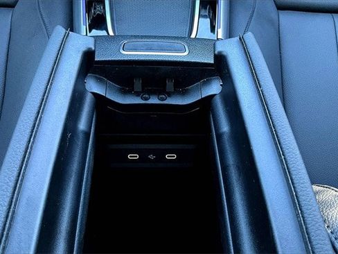 Certified 2025 Mercedes-Benz GLA 250 4MATIC image 18