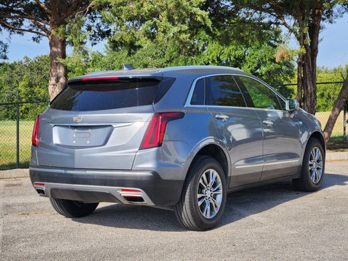 Used 2020 Cadillac XT5 Premium Luxury FWD image 5