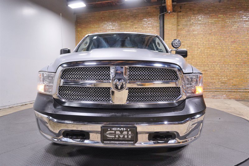 Used 2019 RAM 1500 4x4 Crew Cab Classic w/ Chrome Appearance Group image 4