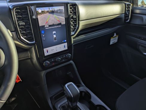New 2025 Ford Ranger XLT w/ FX4 Off-Road Package AWD/4WD image 31